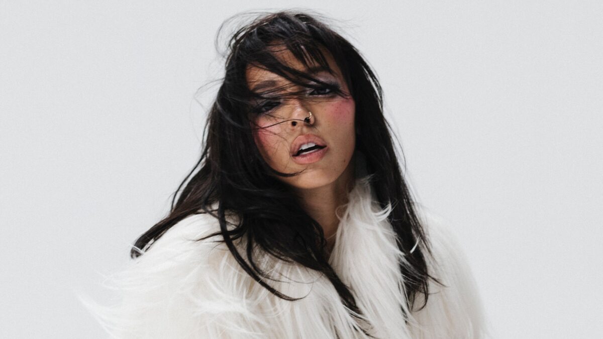 TINASHE - THE SHOW MUST GO ON-image